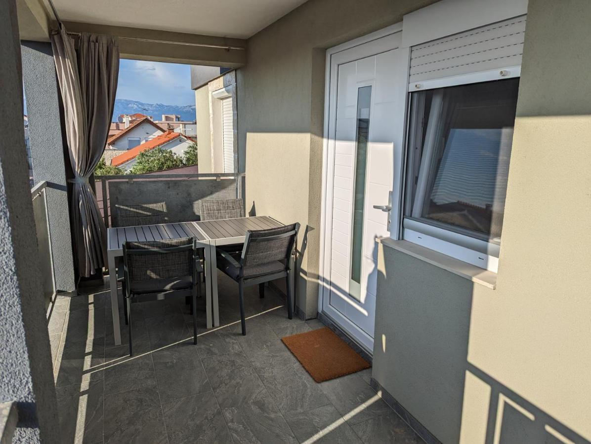 Apartment Lipa Vir Esterno foto